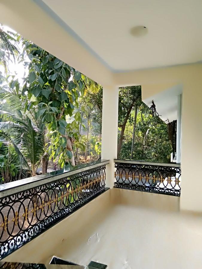 Shirley'S Guest House Majorda Exterior foto